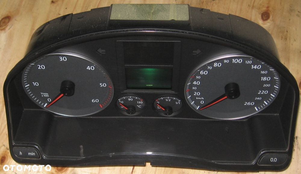 licznik zegar tacho GOLF V 1.9 TDI 1K0920861M