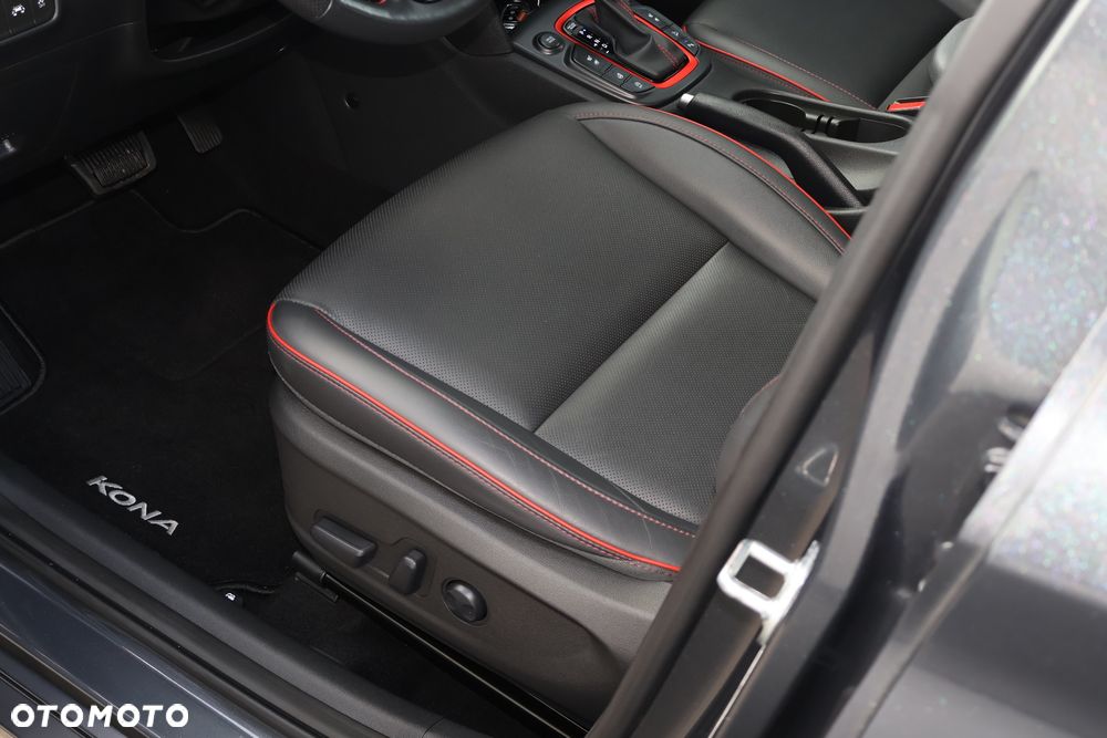Hyundai Kona 1.6 T-GDI DCT 4WD Premium - 9