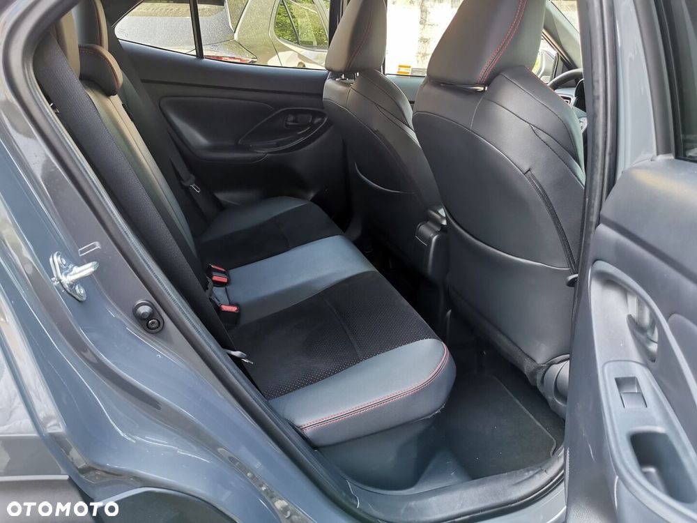 Toyota Yaris Cross Hybrid 1.5 GR Sport - 7