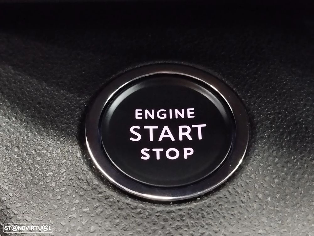 Jeep Avenger 1.2 GSE T3 Summit - 29