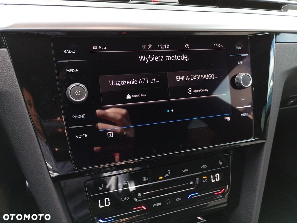 Volkswagen Arteon 2.0 TDI R-Line DSG - 25