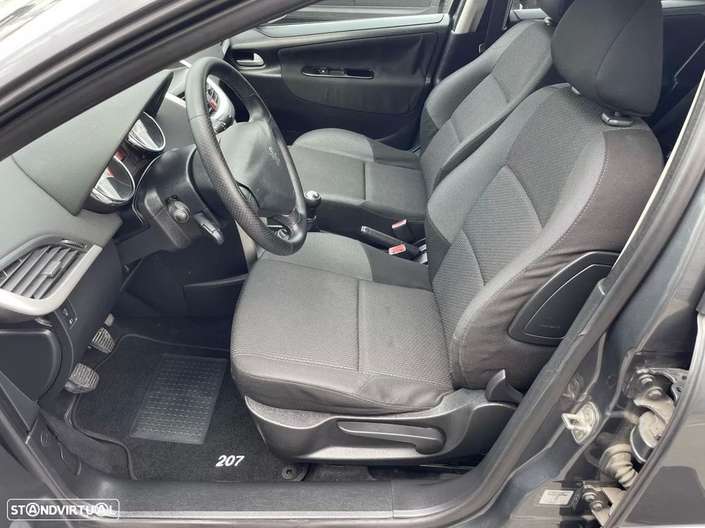 Peugeot 207 1.4 HDi Urban - 13