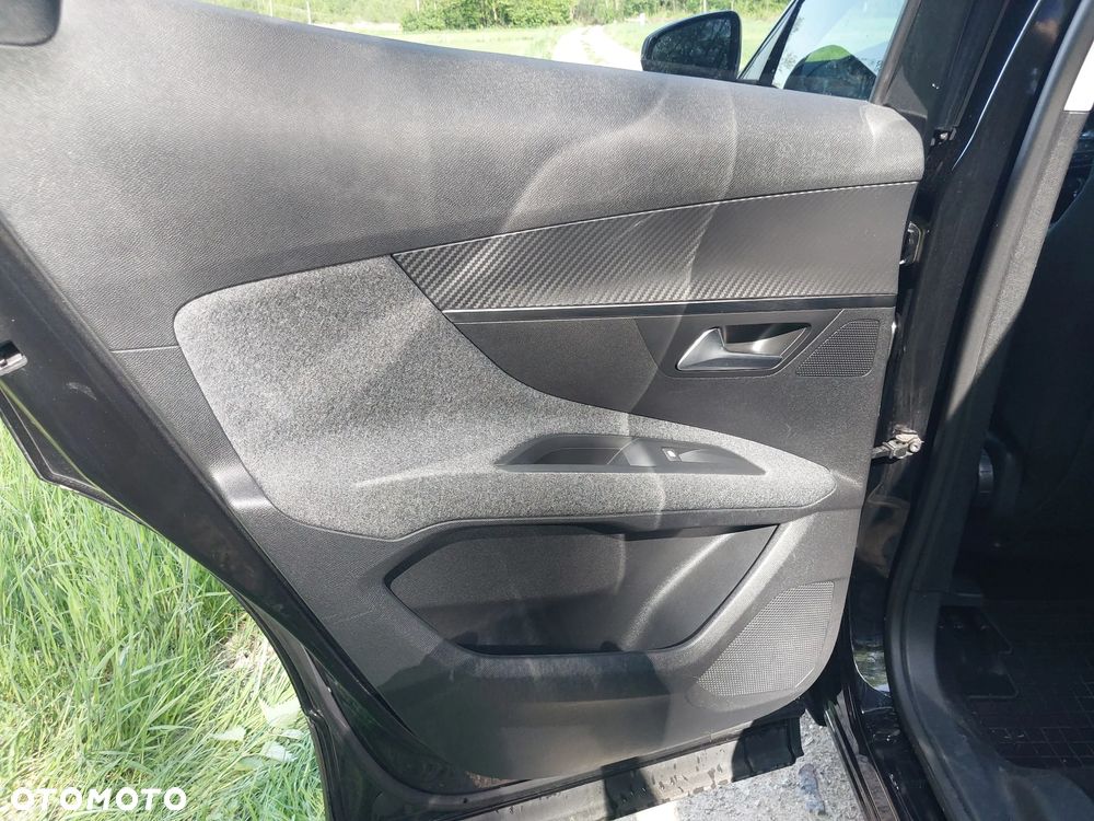 Peugeot 3008 - 24