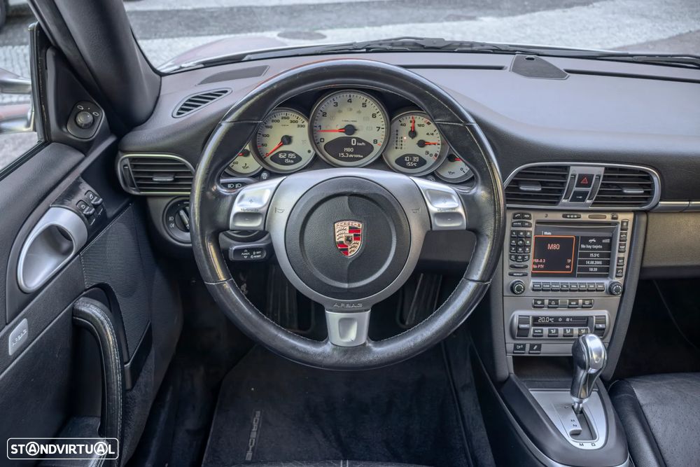 Porsche 911 Série F - 10