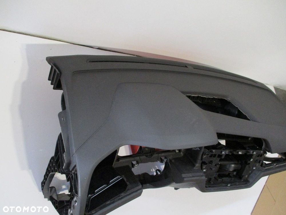 Konsola pulpit deska VW TOURAN 5TA RYSY - 2