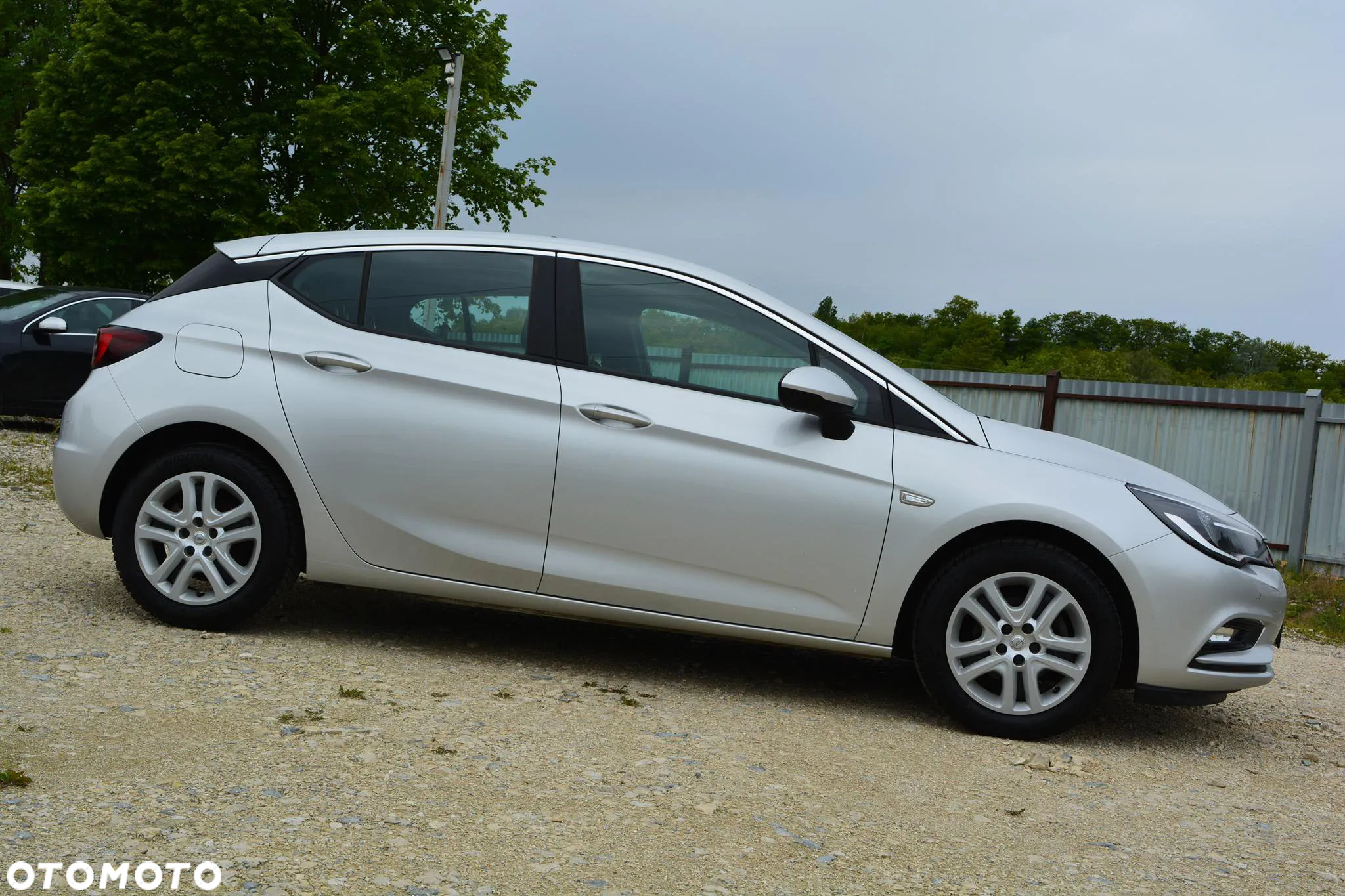 Opel Astra V 1.4 T Enjoy S&S - 9