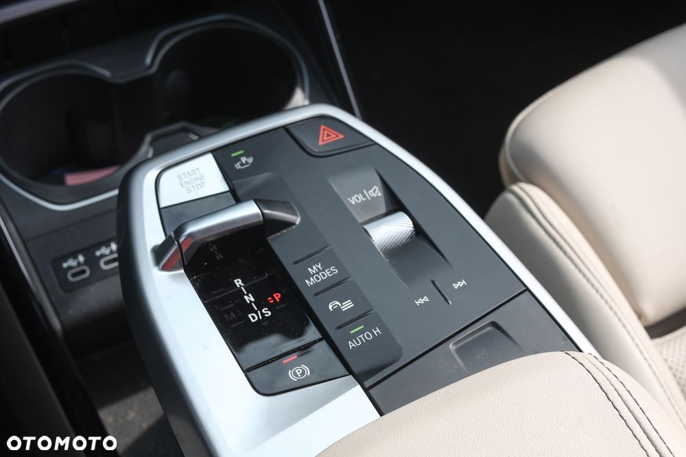 BMW X1 sDrive20i mHEV xLine sport - 10