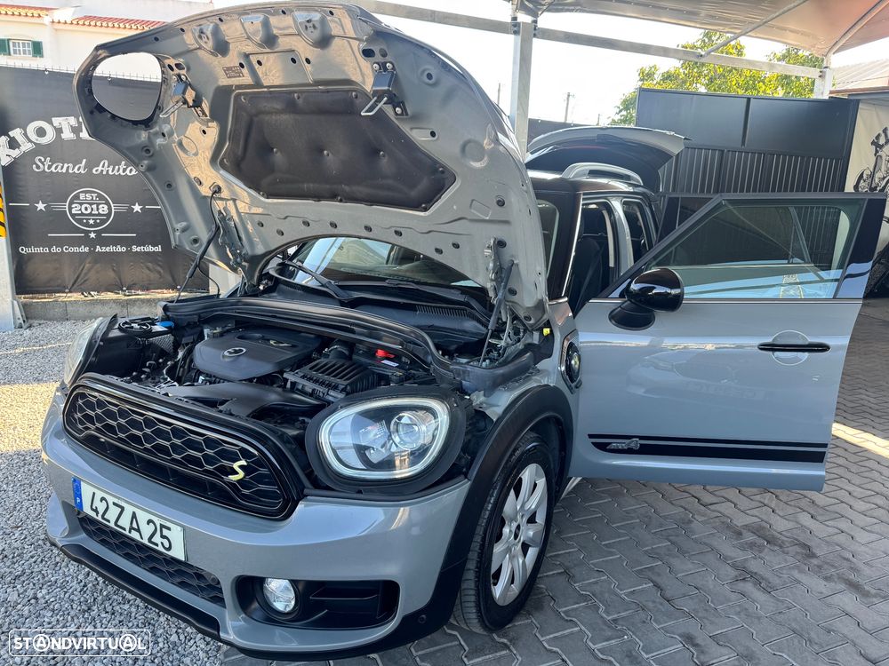 MINI Countryman Cooper SE ALL4 Auto - 12