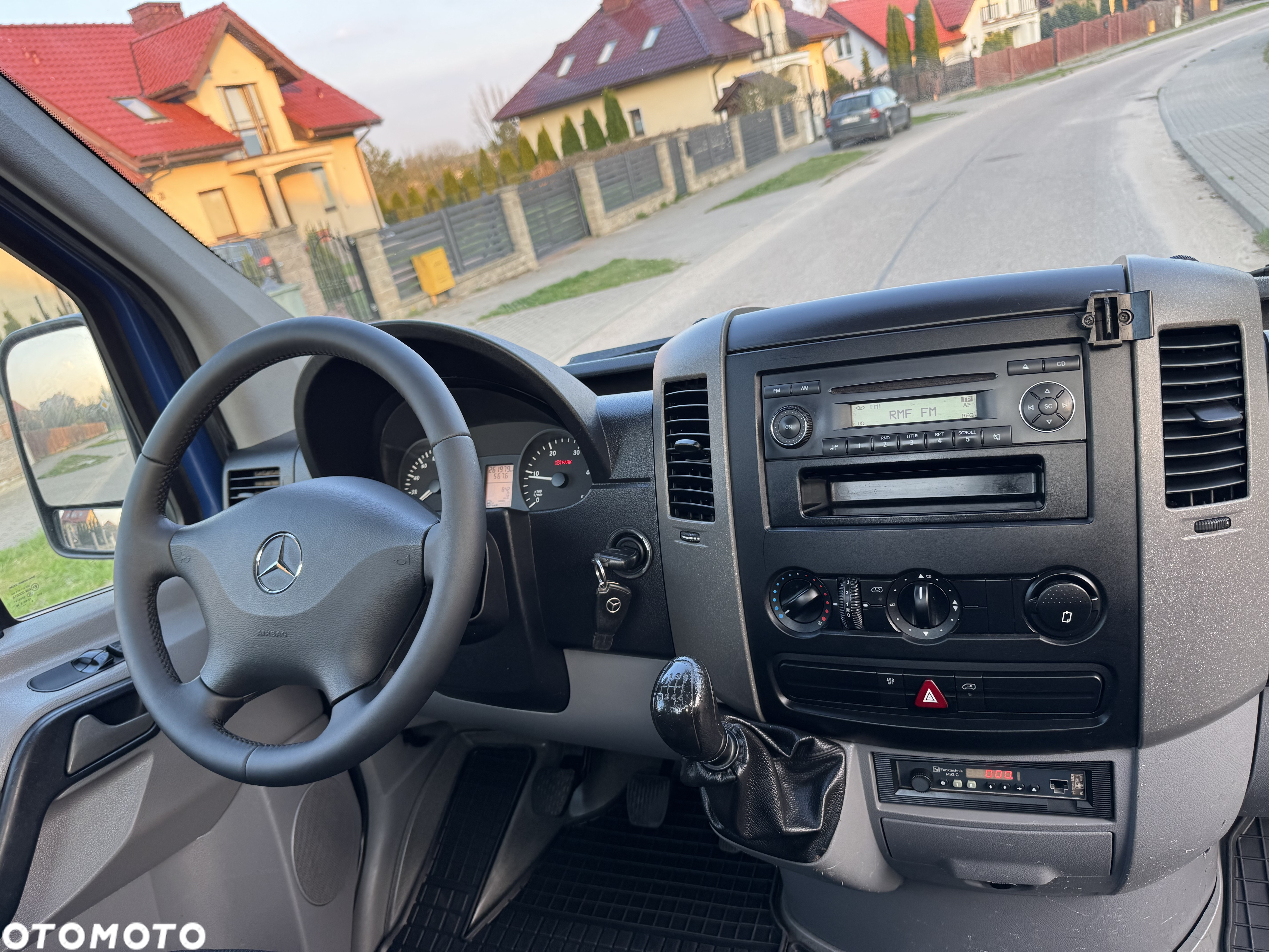 Mercedes-Benz Sprinter - 8