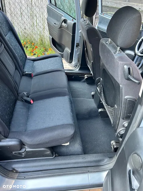 Opel Zafira 1.8 16V Elegance - 7