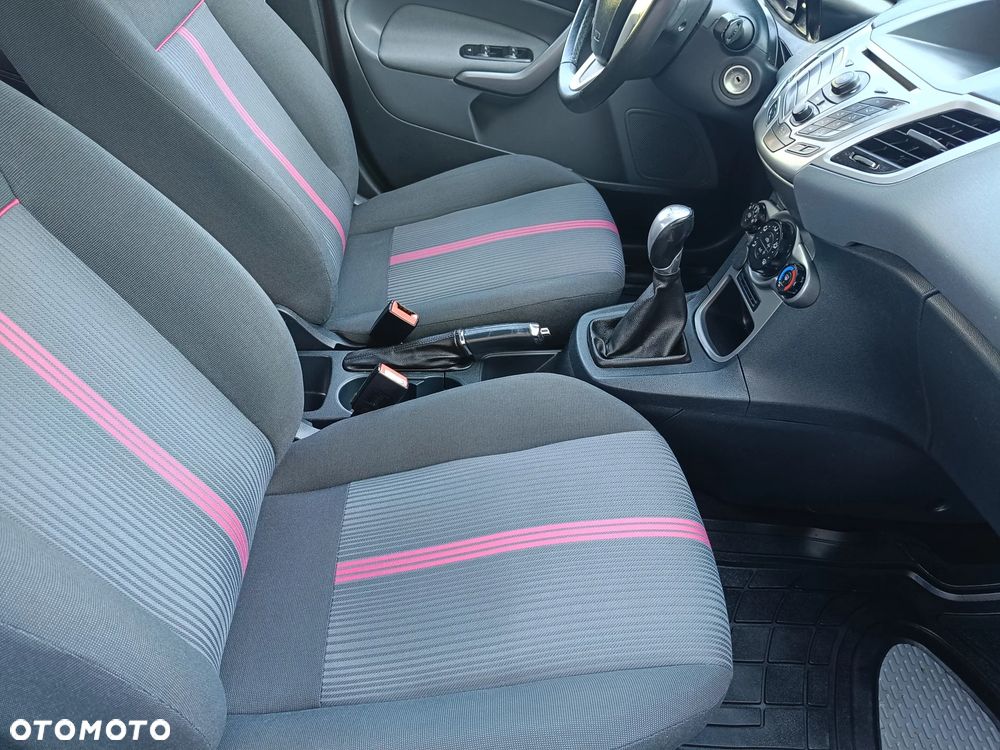 Ford Fiesta 1.25 SYNC Edition - 26