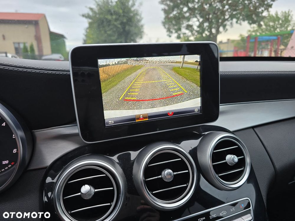 Mercedes-Benz Klasa C 220 CDI DPF Automatik Avantgarde - 17
