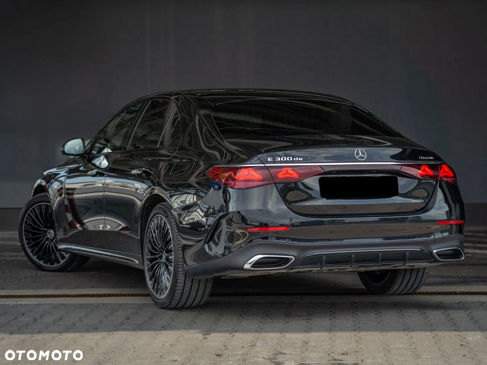 Mercedes-Benz Klasa E 300de 4Matic 9G-TRONIC AMG Line NIGHT Edition - 6