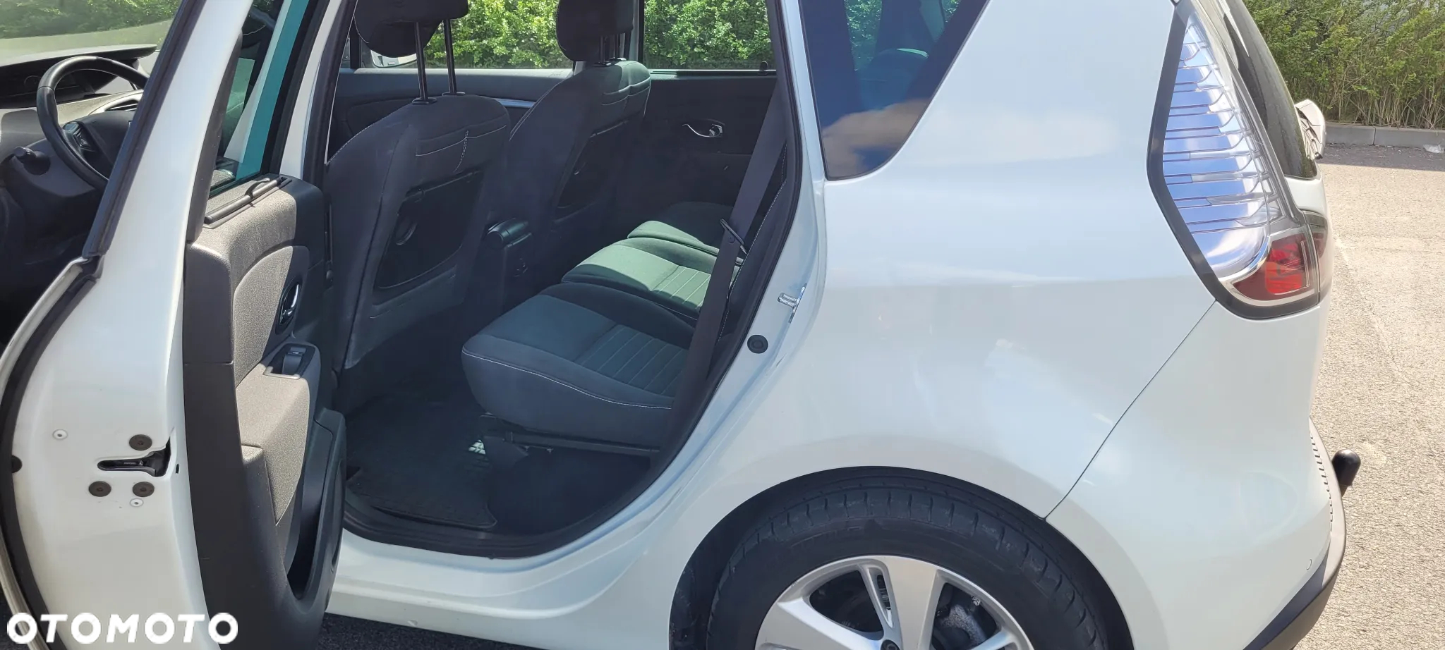 Renault Scenic 1.5 dCi Limited - 25