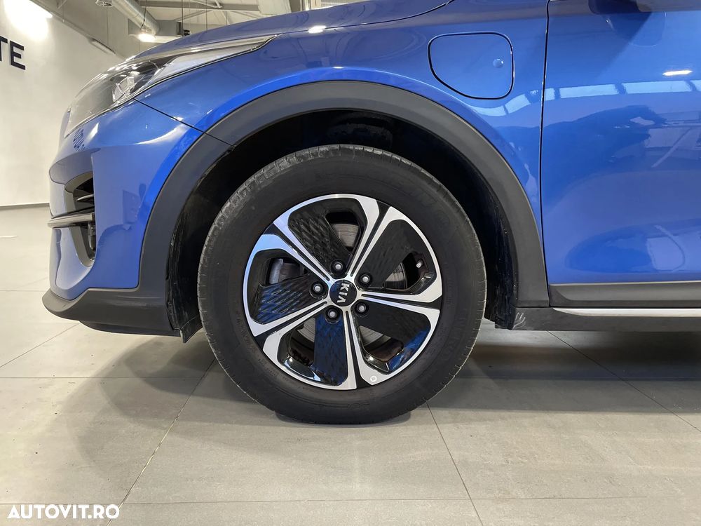 Kia XCeed - 13