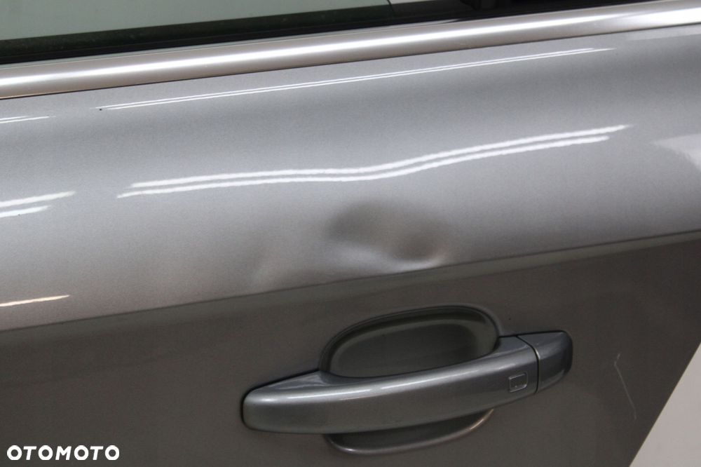 AUDI A4 B8 SEDAN 07R- DRZWI LEWE TYLNE LEWY TYŁ LY7G - 7