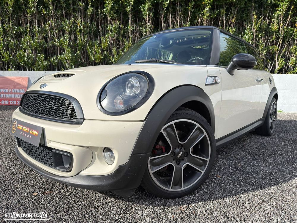 MINI 3 Portas Cooper S - 17