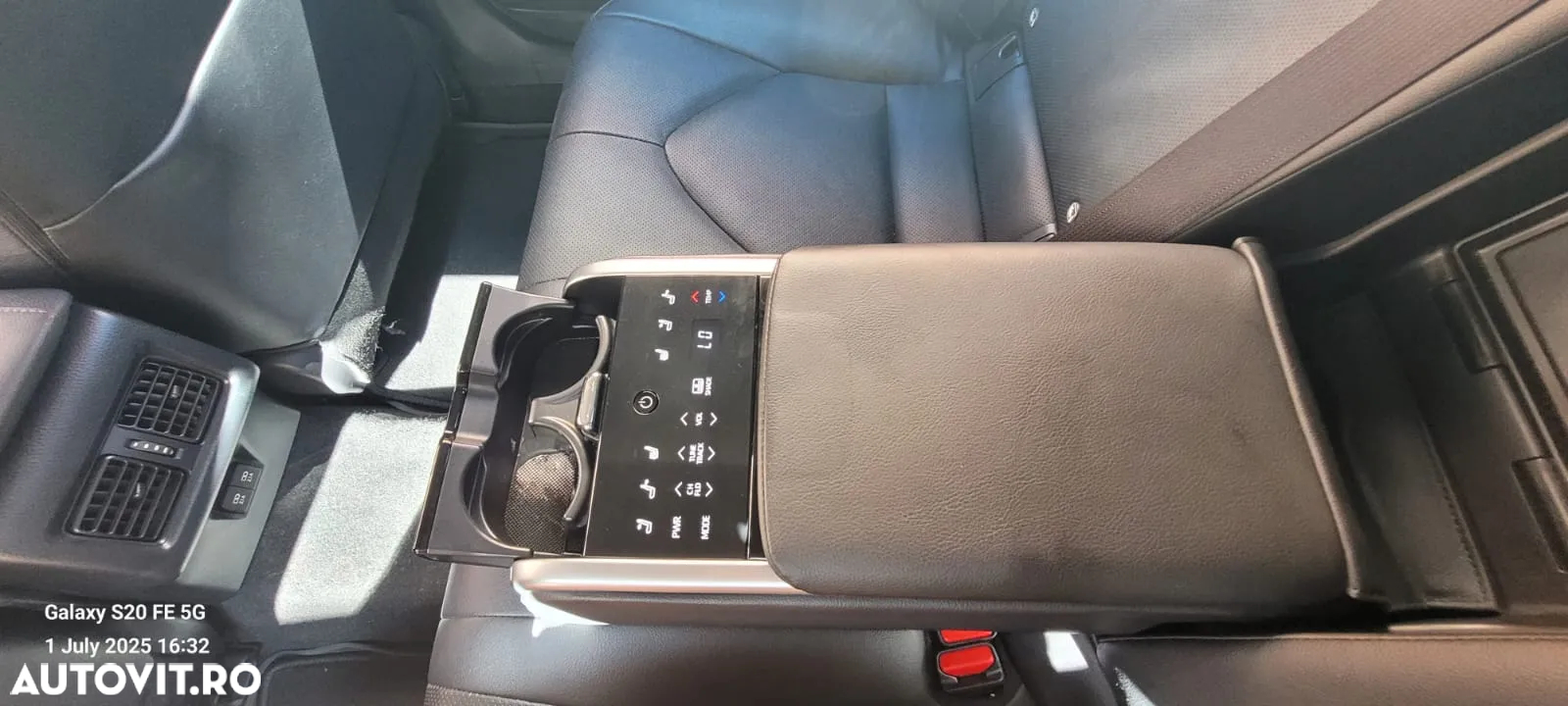 Toyota Camry - 12