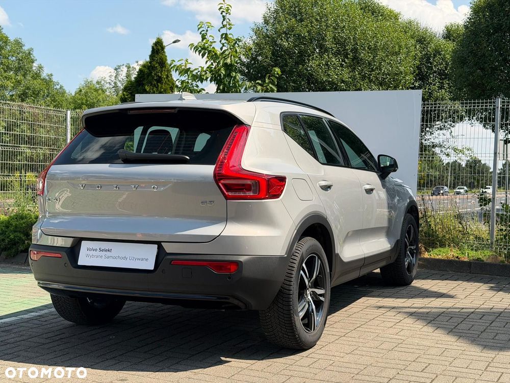 Volvo XC 40 - 9