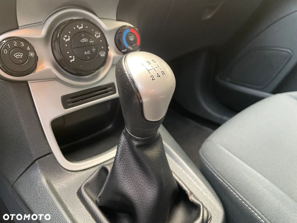 Ford Fiesta 1.25 Trend - 17