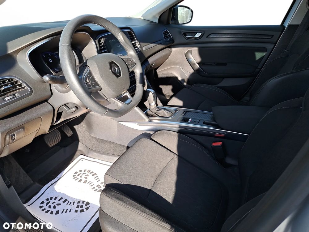 Renault Megane 1.3 TCe FAP Limited EDC - 12