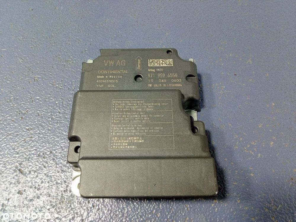 PORSCHE PANAMERA II 971 DESKA KONSOLA PODUSZKI PASY EU KPL - 2