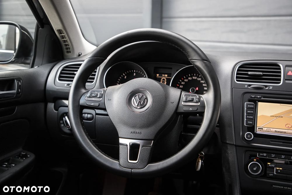 Volkswagen Golf Variant - 17