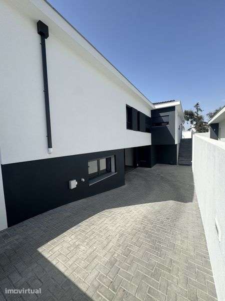T3 Novo pronto a habitar - Grande imagem: 2/12
