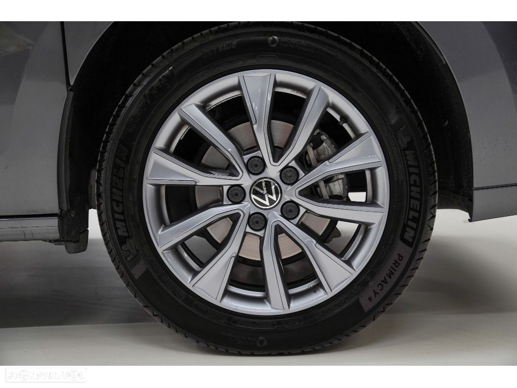 VW Multivan - 13
