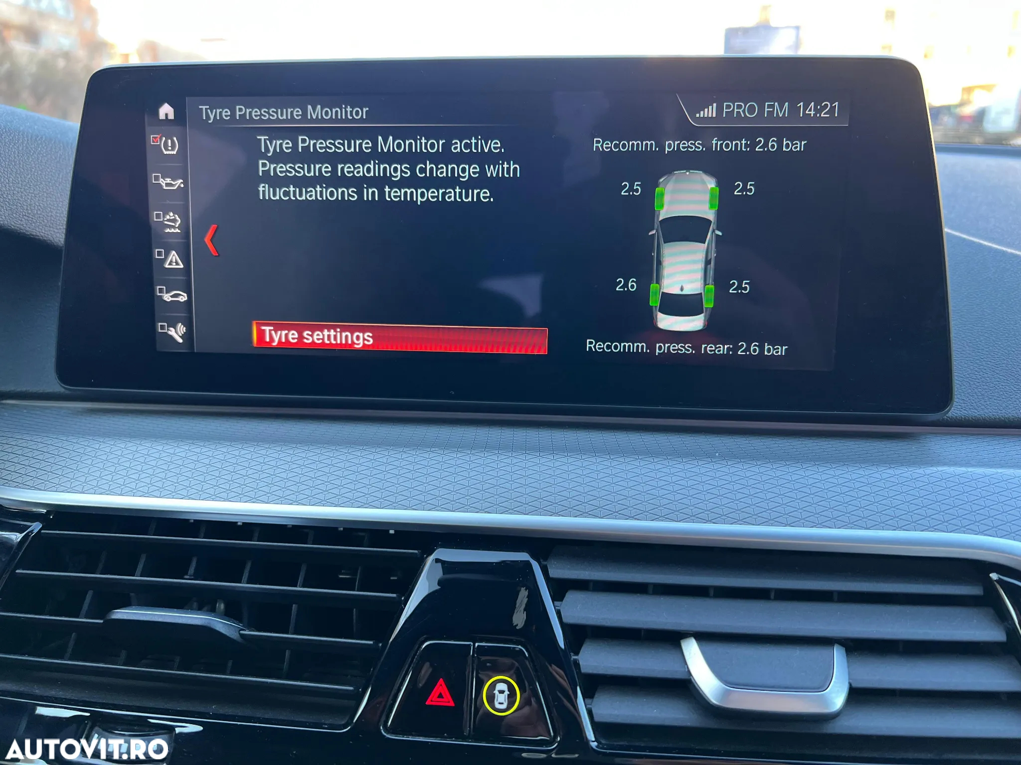 BMW Seria 5 520d xDrive AT - 16