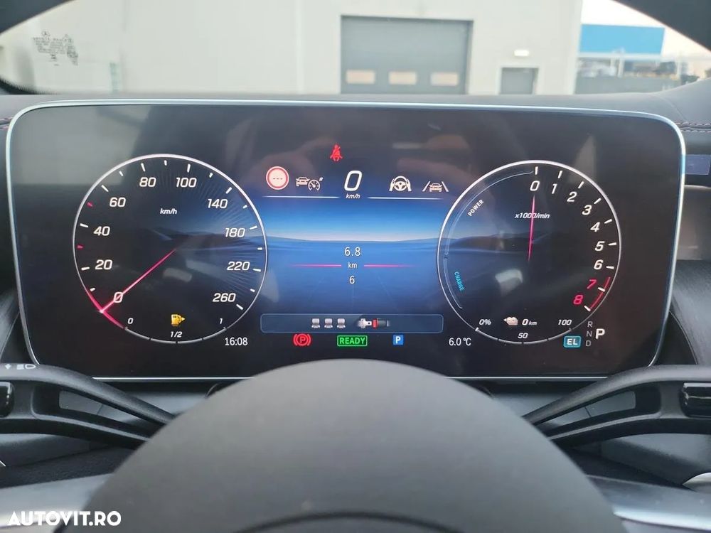 Mercedes-Benz GLC 300 e 4MATIC - 12