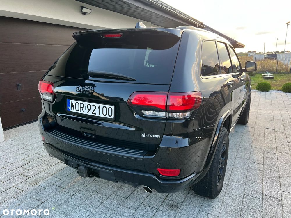 Jeep Grand Cherokee - 9
