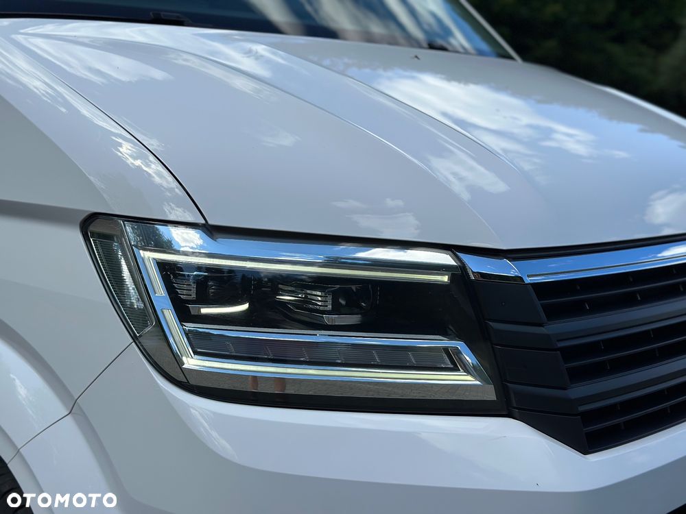 Volkswagen Crafter Brygadówka 5 osobowa - 32