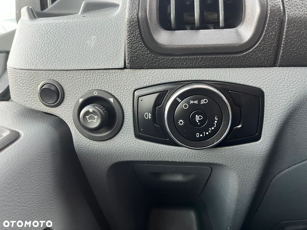 Ford Transit Wywrotka Brygadówka 2.0 Ecoblue - 18
