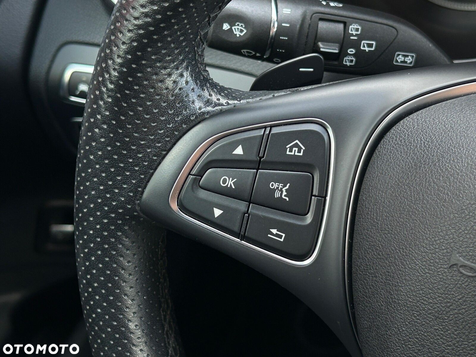 Mercedes-Benz GLC 350 d 4-Matic - 23