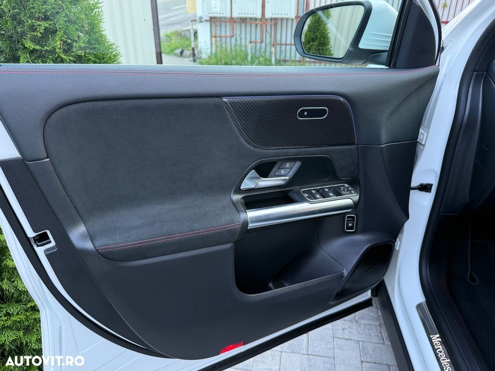 Mercedes-Benz GLA 200 d 4MATIC Aut. - 35