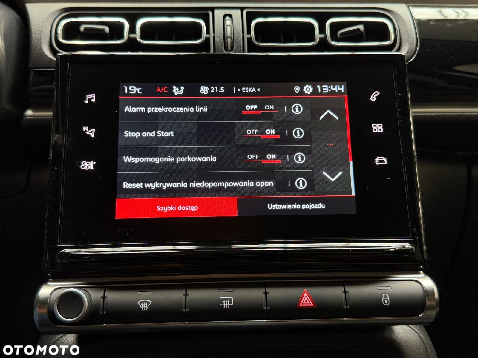 Citroën C3 1.2 PureTech Shine EAT6 - 33