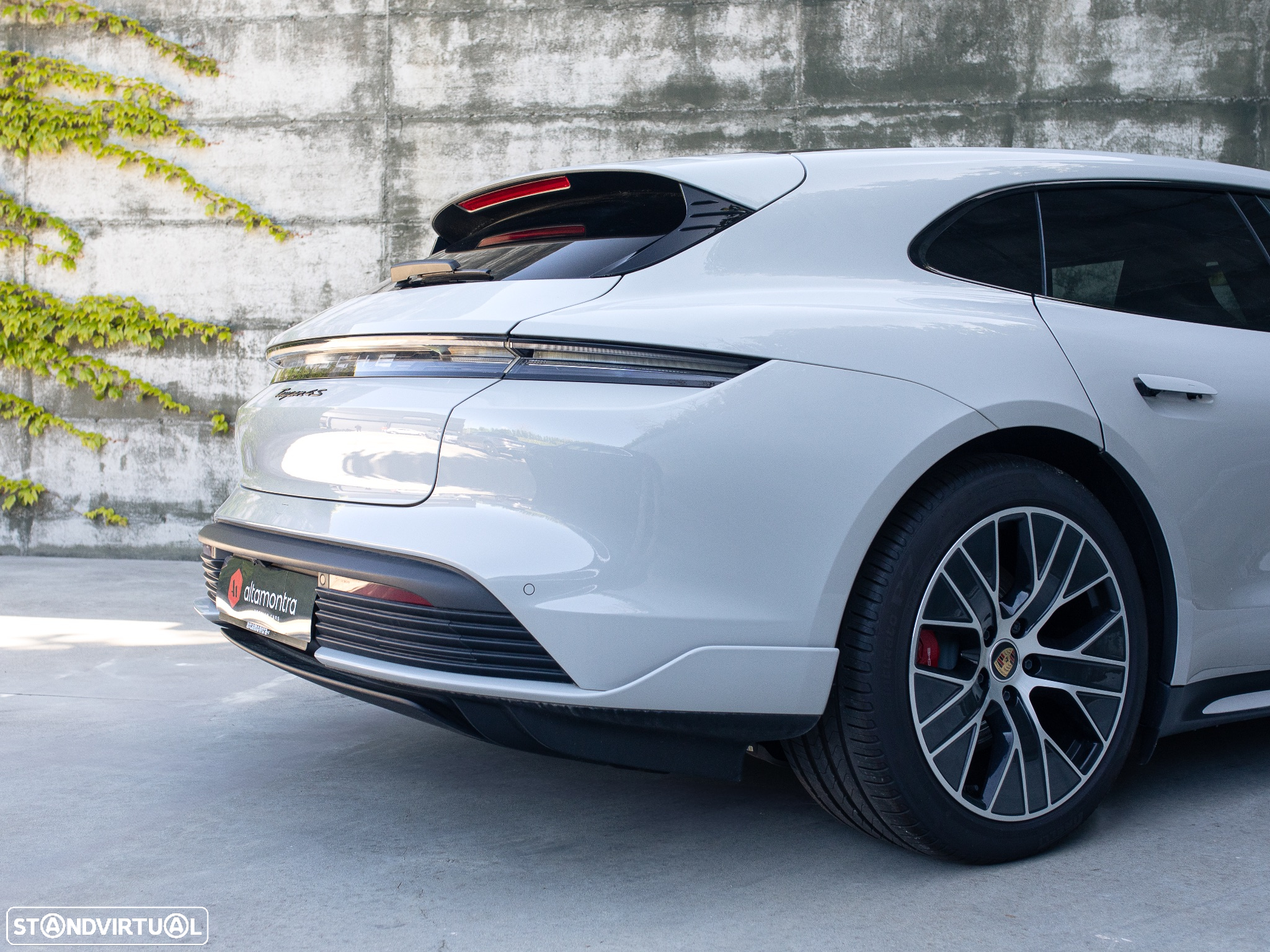 Porsche Taycan Sport Turismo 4S - 16