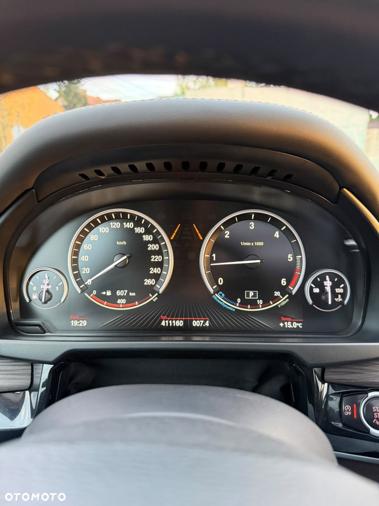 BMW X5 xDrive30d - 33