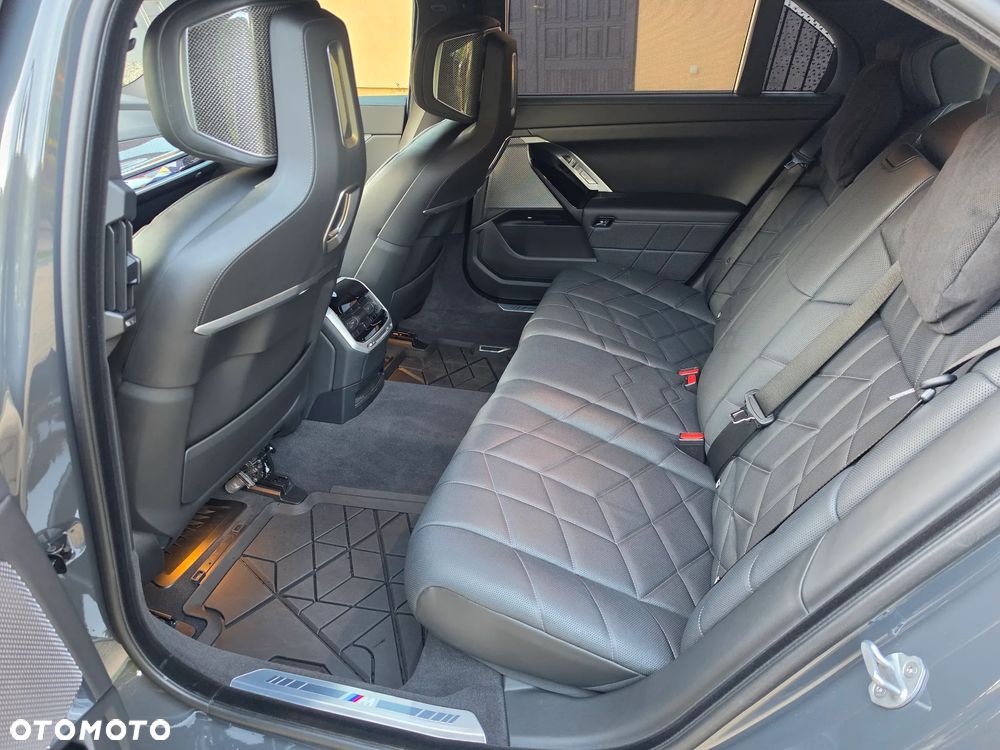 BMW Seria 7 740d xDrive mHEV M Sport sport - 24