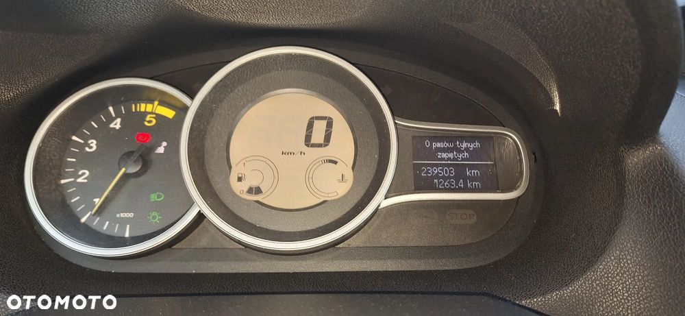 Renault Megane - 2
