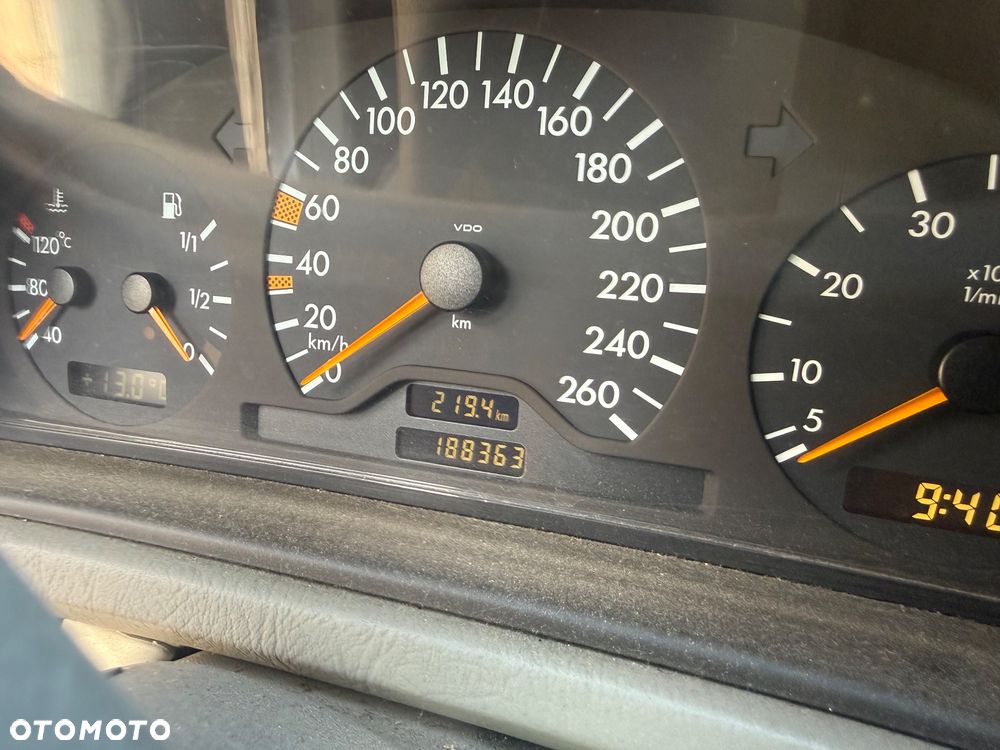 Mercedes-Benz CLK - 5