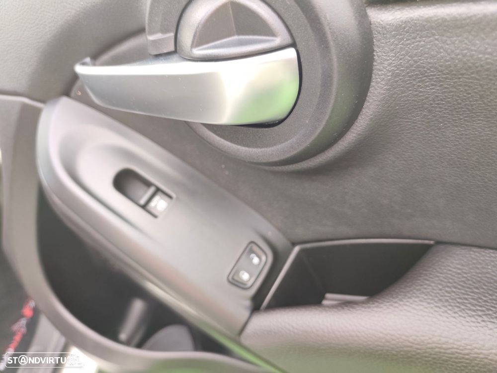 Fiat 500X 1.3 MJ Cross - 29