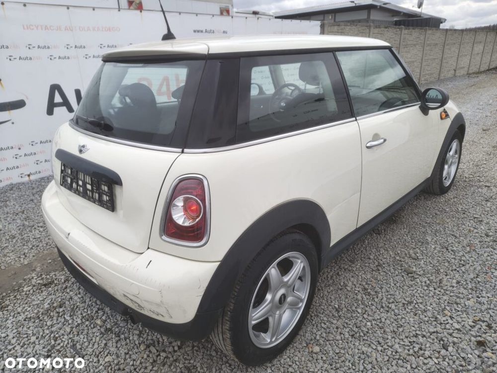 MINI ONE Minimalism - 5