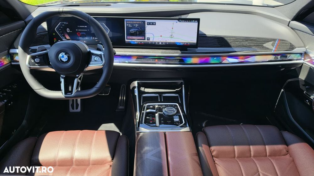 BMW Seria 7 740d xDrive MHEV - 8