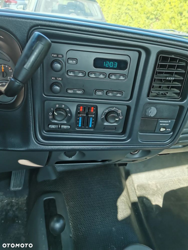 Chevrolet Silverado - 7