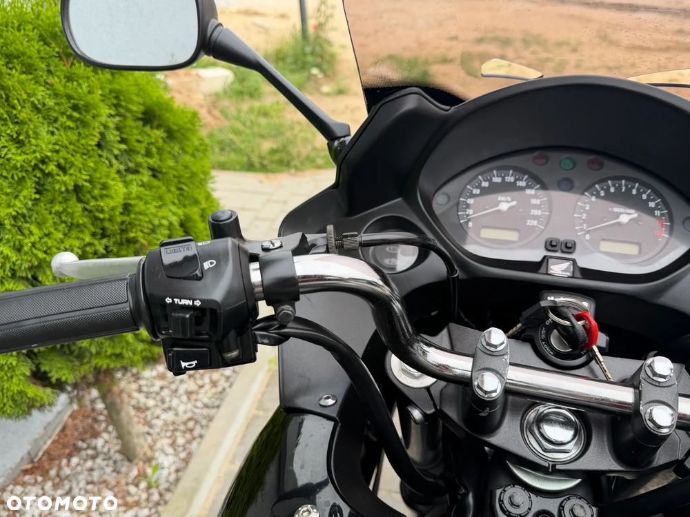 Honda CBF - 29