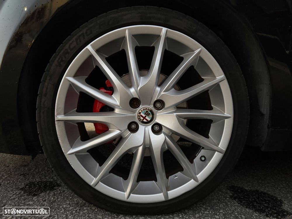 Alfa Romeo MiTo - 17