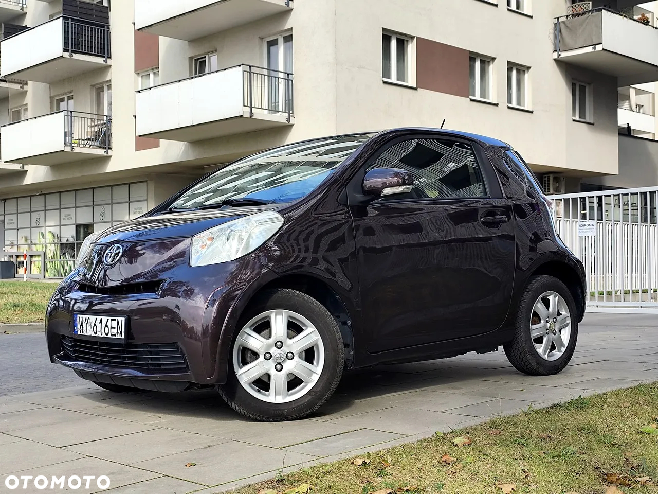 Toyota iQ 1.0 Luna CVT - 3