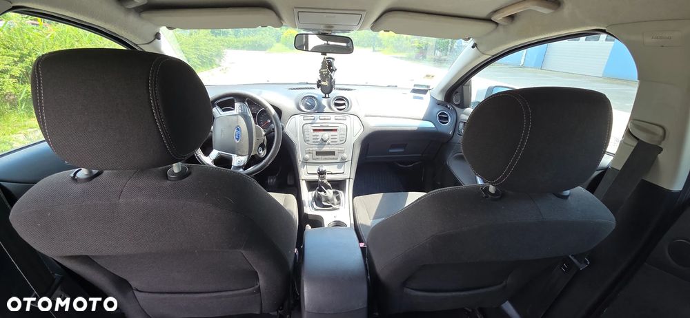 Ford Mondeo 1.8 TDCi Ghia - 10